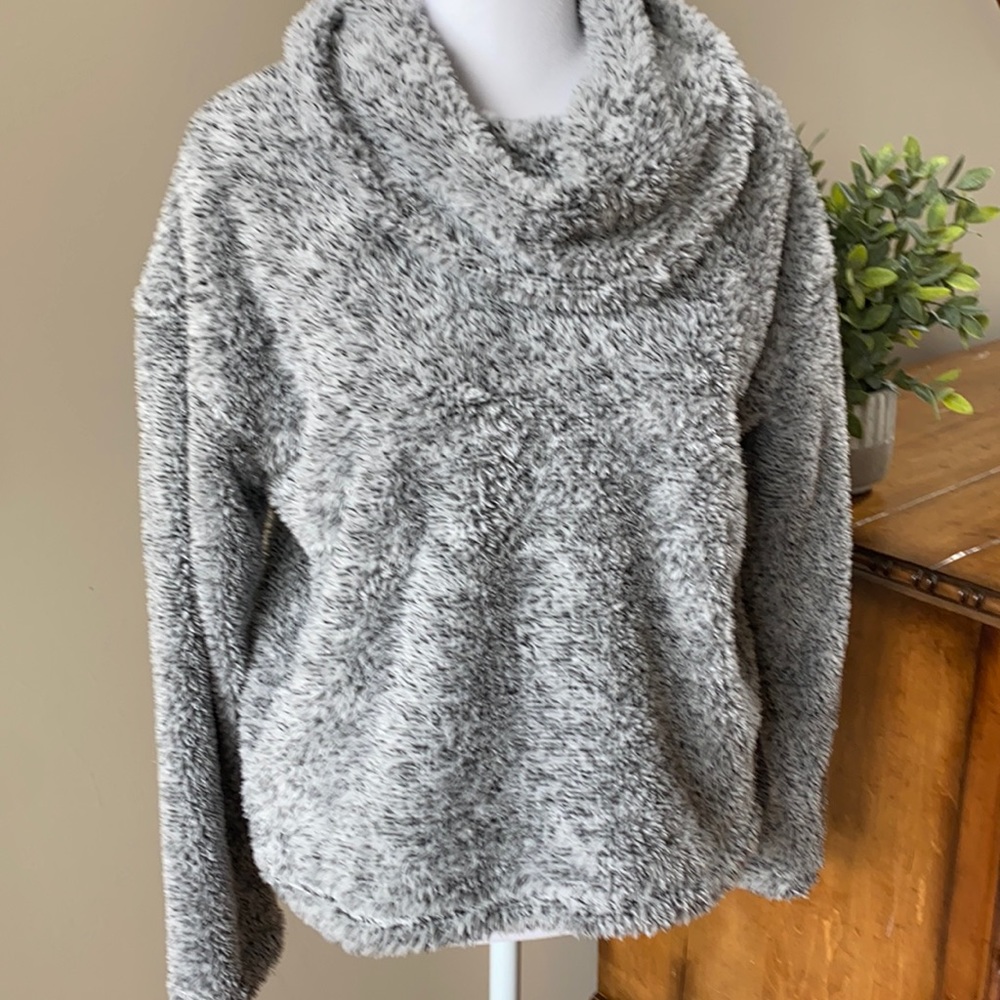 SO+Gray Marbled Cowl Neck Sweater+Sz XS